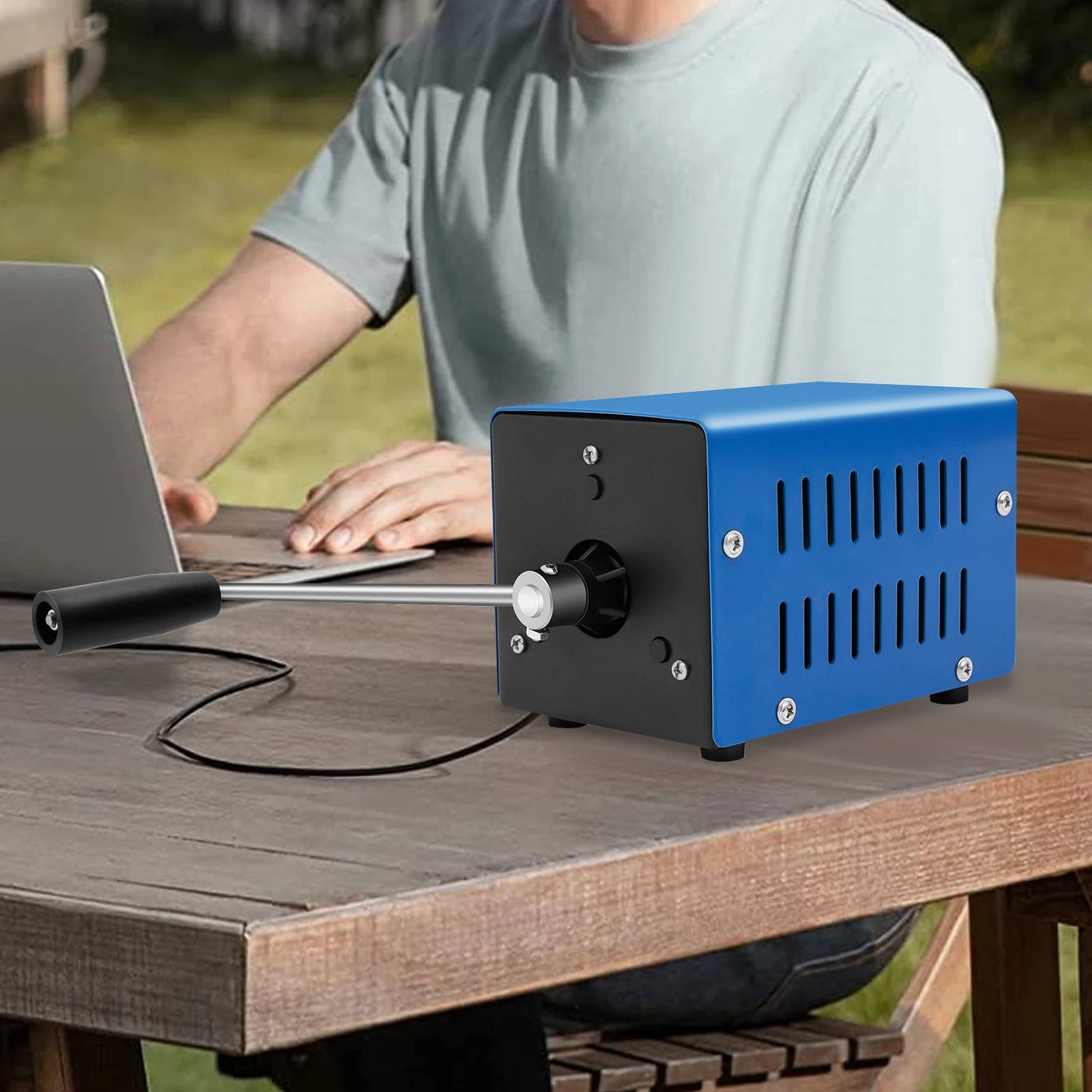 Portable Hand Crank Generator Emergency Power For Outdoor Camping Phones